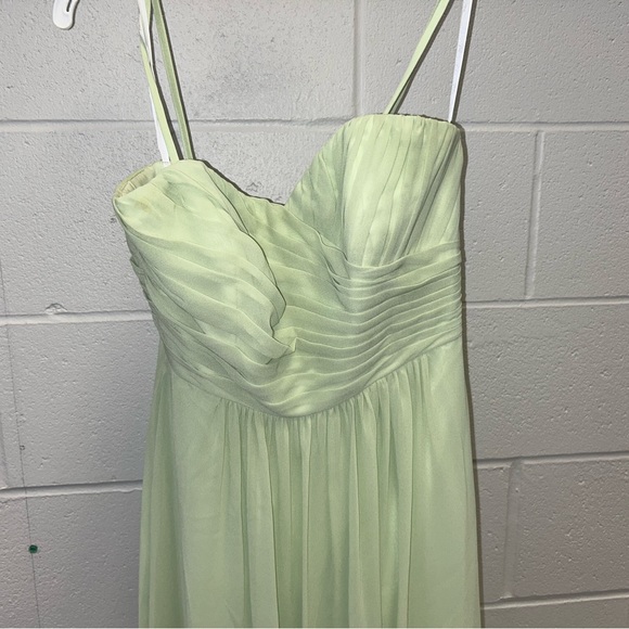 B2 by Jasmine- pale green prom dress, size 8 - Picture 2 of 6